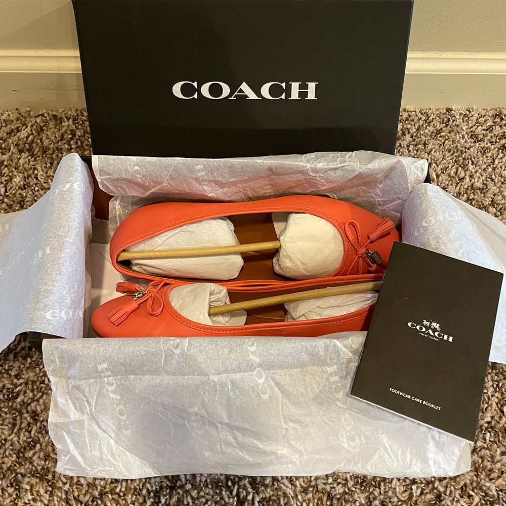 NIB Authentic Coach Flat - Picture 8 of 11
